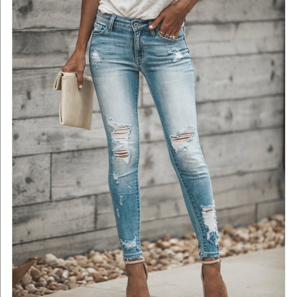 distressed kancan jeans